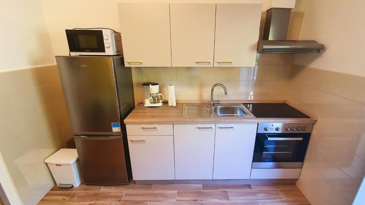 Apartman Boris Palit Exterior foto
